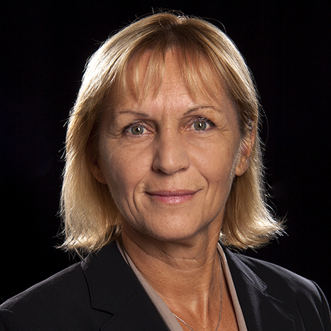 Prof. Dr. Birgit Ester